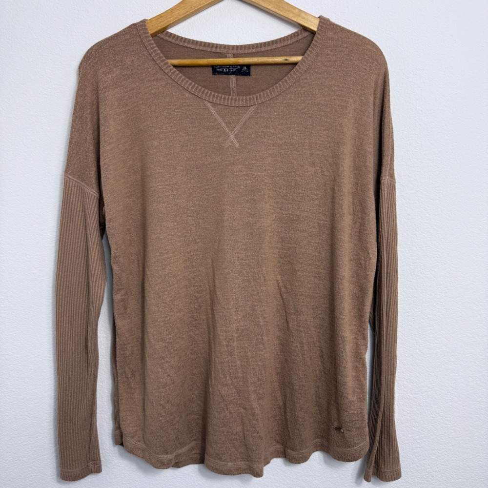 Abercrombie & Fitch Soft A&F Cozy Brown Ribbed Sleeve Top XL